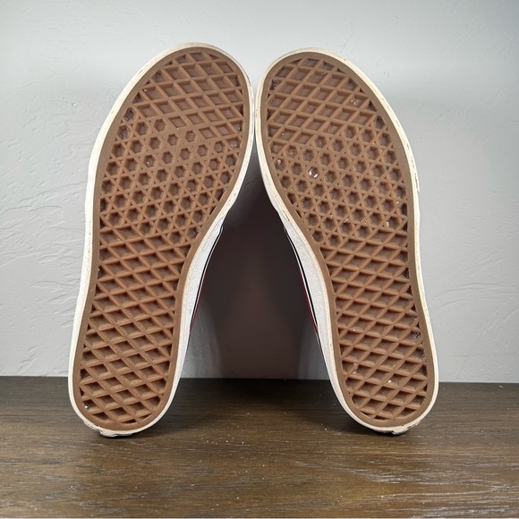 Vans Red/White Women's Old Skool Shoes size 6 - Picture 7 of 7